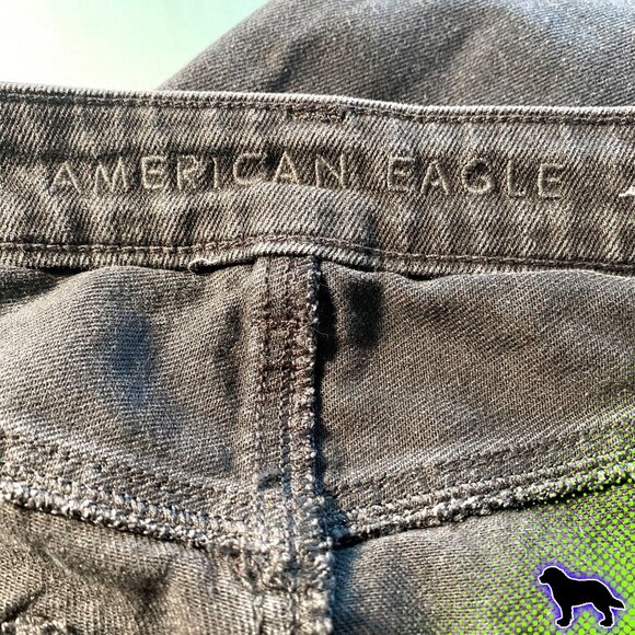 American Eagle Outfitters Black Distressed Jeans Denim Size 2 Mid Rise - Picture 4 of 7